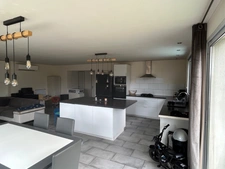 RIANS (83560) – Maison de plain-pied de 120 m² avec T1 indépendant sur terrain de 4 000 m² piscinable