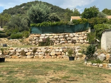 RIANS (83560) – Maison de plain-pied de 120 m² avec T1 indépendant sur terrain de 4 000 m² piscinable