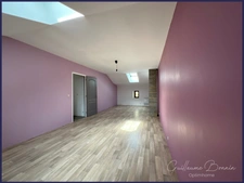 Maison à vendre / Longère 7 pièces en pierre rénovée - 230m² + dépendances - porche d'entrée - cour et jardin à Maillé (35mn de Poitiers)