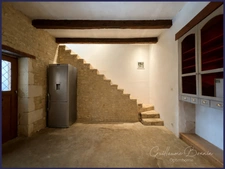 Maison à vendre / Longère 7 pièces en pierre rénovée - 230m² + dépendances - porche d'entrée - cour et jardin à Maillé (35mn de Poitiers)