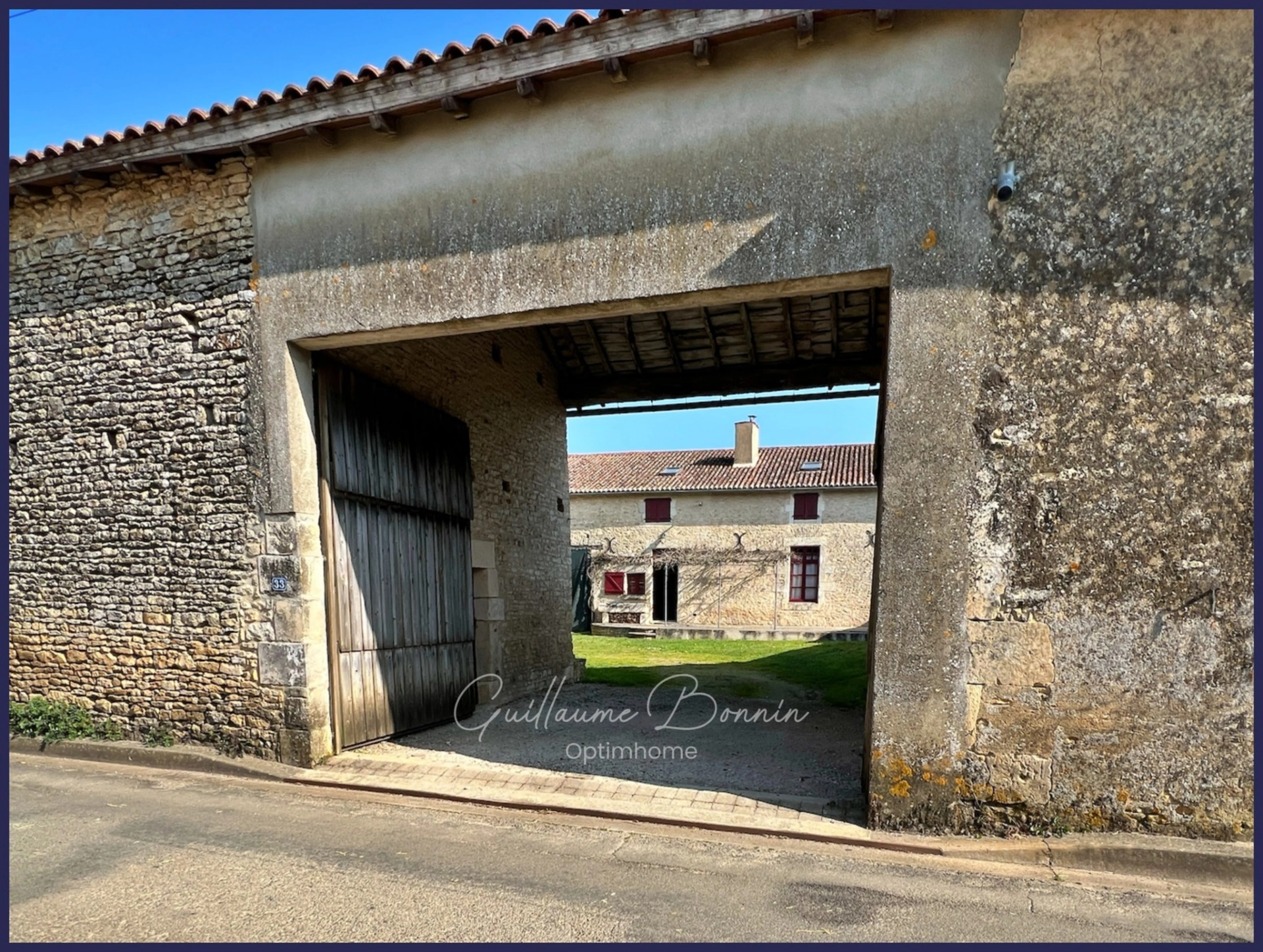 Maison 7 pièces 230 m² · à Maillé · 230 m² · 299 500 €