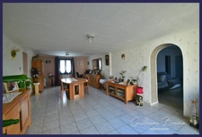 Maison à vendre 6 pièces de 139m² avec 4 chambres + Jardin ≈1000m² à Marigny-Brisay (86380)