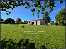 À vendre 🏡 Maison récente 4 pièces de plain-pied 3 chambres à Verrières (86410) 📍 À moins de 30 min de Poitiers.
