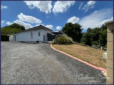 Maison à vendre 5 pièces de 129m², 3 chambres, suite parentale, SPA, garages à NOUAILLÉ-MAUPERTUIS 86340