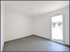 À vendre 🏡 Maison récente 4 pièces de plain-pied 3 chambres à Verrières (86410) 📍 À moins de 30 min de Poitiers.