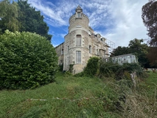 Château de Penchien – Domaine de caractère à réinventer, fort potentiel événementiel et touristique – Mansigné (Sarthe)