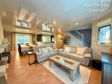 Maison contemporaine 210 m2 avec vie de plain-pied, 5 chambres, piscine – La Suze-sur-Sarthe
