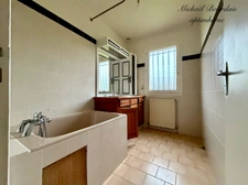 Maison sur sous-sol – 2 chambres – Environnement calme – 1000 m2 de Terrain clos