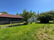 Charmante maison de campagne avec terrain arborée et fruitier de 3 500 m² – proche du Lude