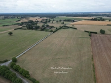 Propriété équestre de plus de 15 hectares – Installations professionnelles – À 2h de Paris
