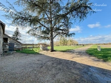 Maison de Maître XIXe – 220 m² – 1,6 ha – Dépendances & Installations Équestres – Environnement Préservé