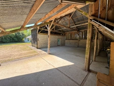 Charmante maison de campagne avec terrain arborée et fruitier de 3 500 m² – proche du Lude