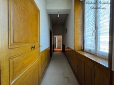 Maison en pierre de 196 m² avec dépendances et fort potentiel au Lude