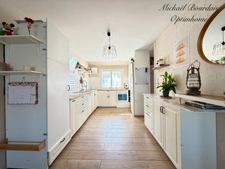 Maison familiale avec potentiel, au calme et proche de toutes commodités – 130 m² habitables + sous-sol complet – Terrain clos