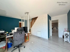 🏡 Maison familiale 5 chambres – Grand terrain clos – Sous-sol complet – Pontvallain