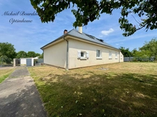 En exclusivité – Maison familiale 4 chambres + garage et dépendances, proche centre-ville du Lude