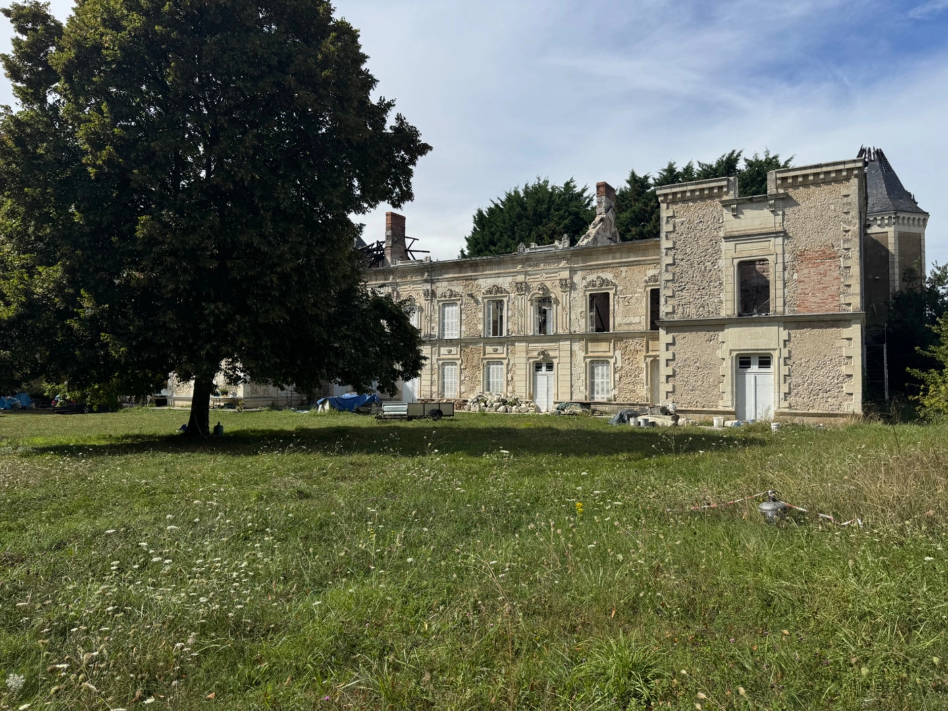 Maison 30 pièces 1100 m² · à Mansigne · 1 100 m² · 280 000 €