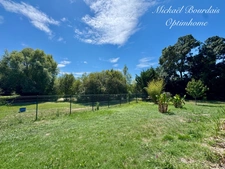 Maison contemporaine avec plus de 2 hectares de terrain clos et arboré – secteur La Flèche