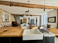 Maison en pierre rénovée – Classe C – Vie de plain-pied – EXCLUSIVITÉ – Sarcé (72360)