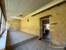 CHALONNES-SOUS-LE-LUDE – PROPRIÉTÉ DE CHARME AVEC DEUX HABITATIONS, GRANGE ET PARC ARBORÉ