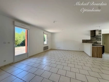 Maison contemporaine avec plus de 2 hectares de terrain clos et arboré – secteur La Flèche
