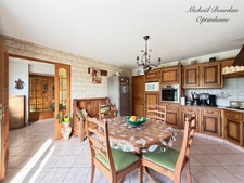 🏡 Maison familiale de caractère 190 m2 – 5 chambres – Environnement calme – Proche centre de La Flèche