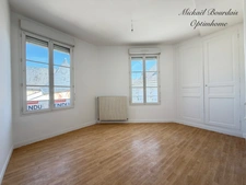 Immeuble de rapport avec local commercial et deux logements – Opportunité d'investissement