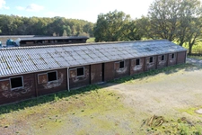 PRÉCIGNÉ (72) – DOMAINE ÉQUESTRE PROFESSIONNEL – ENVIRON 4,5 HECTARES