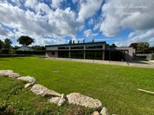 Bien d’exception – Maison contemporaine 534 m2 de prestige avec piscine et autonomie énergétique