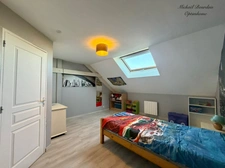 🏡 Maison familiale 5 chambres – Grand terrain clos – Sous-sol complet – Pontvallain