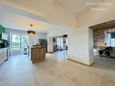Maison de Maître XIXe – 220 m² – 1,6 ha – Dépendances & Installations Équestres – Environnement Préservé