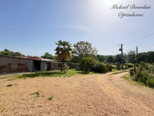 Maison de campagne de plain-pied avec terrain d’environ 1 hectare – Environnement calme et verdoyant