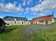 🏡 À vendre en exclusivité – Longère en partie rénovée avec dépendances sur 2000 m² de terrain – Pontvallain (72510)