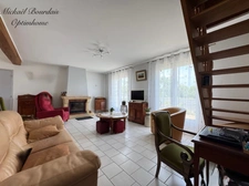 En exclusivité – Maison familiale 4 chambres + garage et dépendances, proche centre-ville du Lude