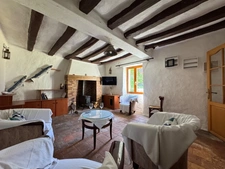 Charmante maison de campagne avec terrain arborée et fruitier de 3 500 m² – proche du Lude