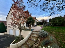 🏡 Maison familiale de 194 m² habitables – 5 chambres – Sous-sol total de 104 m² – Secteur La Suze-sur-Sarthe (72)
