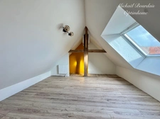 🏡 À vendre en exclusivité – Longère en partie rénovée avec dépendances sur 2000 m² de terrain – Pontvallain (72510)