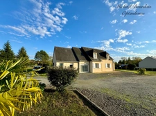 Maison contemporaine 10 pièces - 180 m² habitables - Terrain clos de 2800 m² - Baugé en Anjou