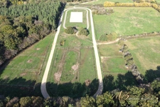 PRÉCIGNÉ (72) – DOMAINE ÉQUESTRE PROFESSIONNEL – ENVIRON 4,5 HECTARES