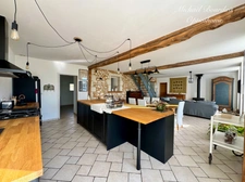 Maison en pierre rénovée – Classe C – Vie de plain-pied – EXCLUSIVITÉ – Sarcé (72360)
