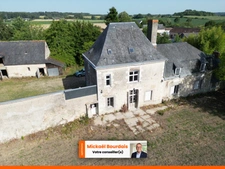 Demeure de caractère du XVIIᵉ siècle – 279 m² habitables – Plus de 390 m² de dépendances – Potentiel exceptionnel