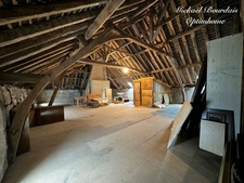 Belle Maison de Maître à restaurer au cœur de Mansigné 6 chambres, 200 m² habitables + dépendances
