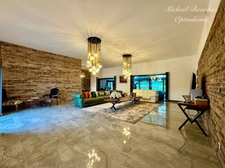 Bien d’exception – Maison contemporaine 534 m2 de prestige avec piscine et autonomie énergétique
