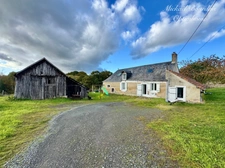 🏡 À vendre en exclusivité – Longère en partie rénovée avec dépendances sur 2000 m² de terrain – Pontvallain (72510)
