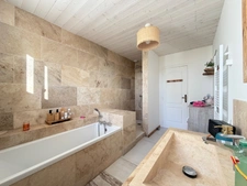 Maison de Maître XIXe – 220 m² – 1,6 ha – Dépendances & Installations Équestres – Environnement Préservé