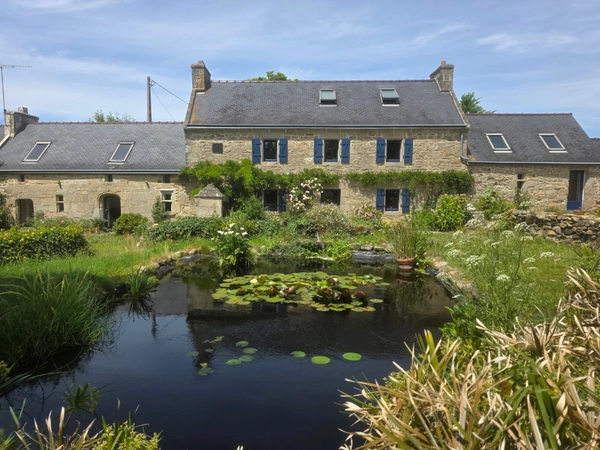 Propriete à vendre 6 pièces proche de ESQUIBIEN (29)