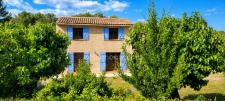Villa traditionnelle au cœur de la nature de Correns