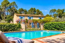 Cotignac – Maison provençale de 182 m² avec piscine et studio indépendant