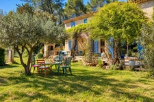 Cotignac – Maison provençale de 182 m² avec piscine et studio indépendant