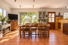 Grande propriété style provençal avec dépendances sur 1,6 ha